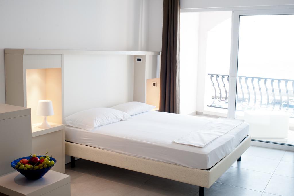 Apartments Casa Sul Mare Pisak Phòng bức ảnh